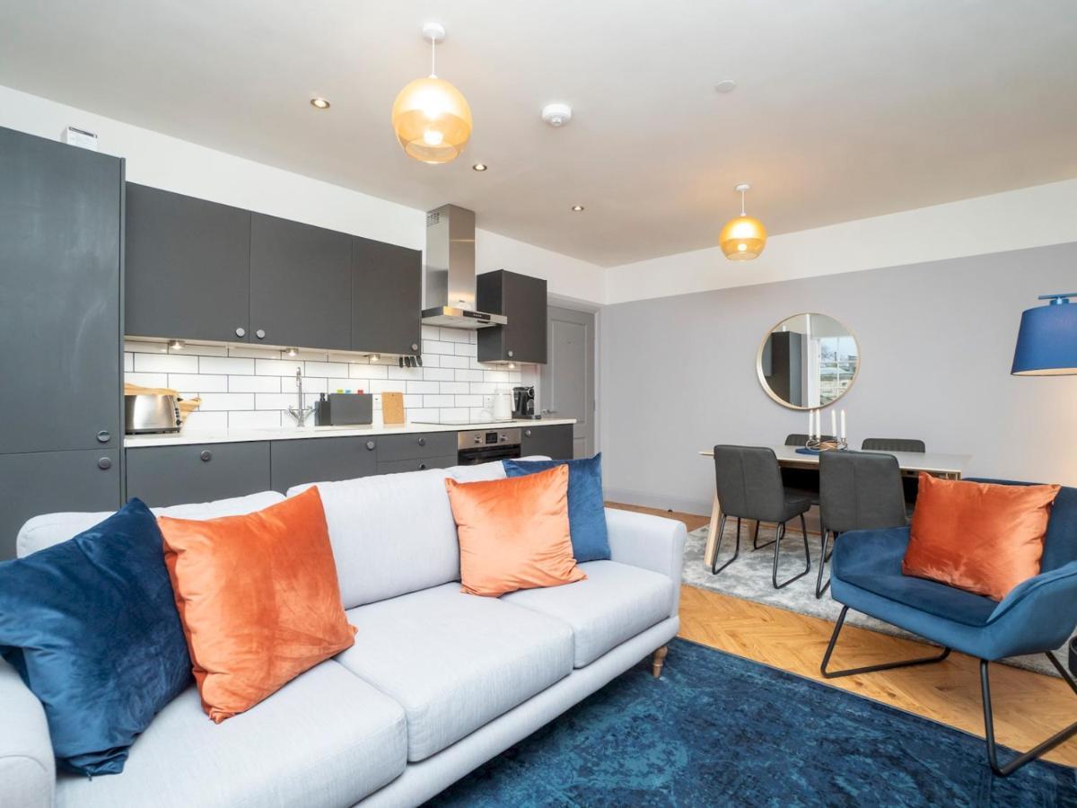 Pass The Keys Stunning 2 Bed Retreat In The Heart Of Bath Lägenhet Exteriör bild